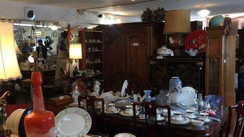 Treasure Mart - Street View (newer photo)